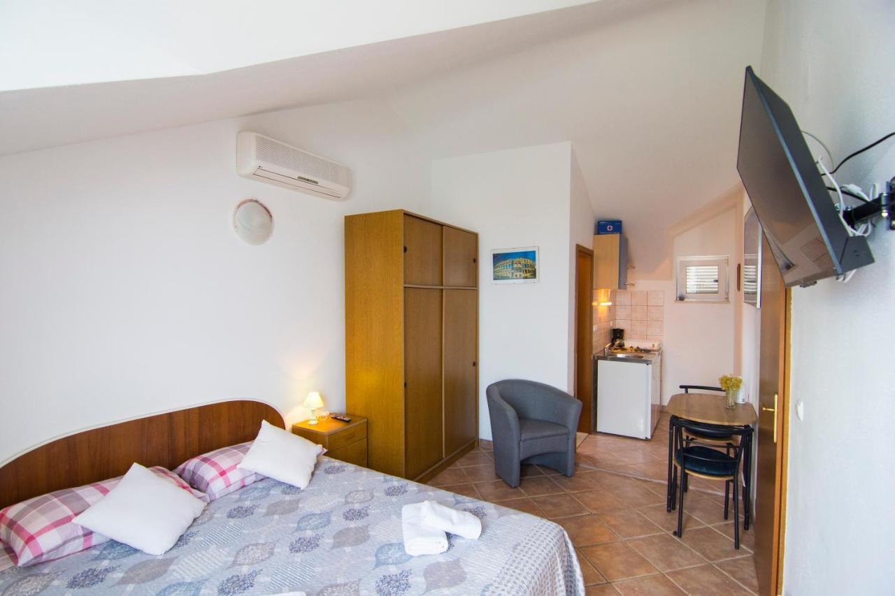 Villa Tereza Splitska Bagian luar foto